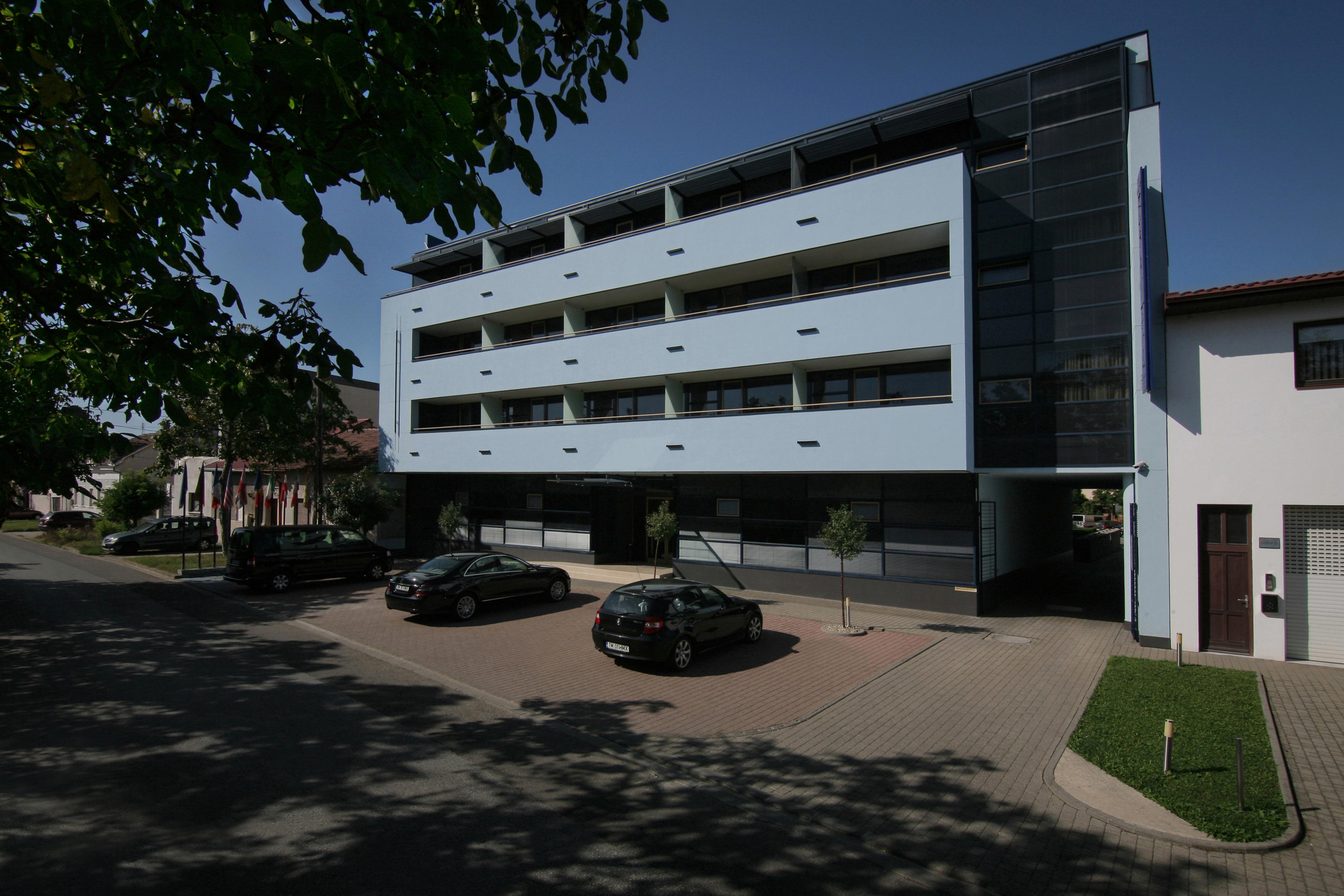 Vista Exterior Hotel Reghina Blue