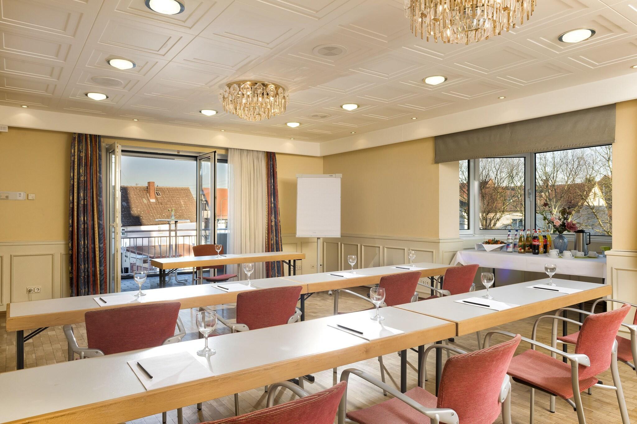 Centro de Negocios Hotel Harheimer Hof