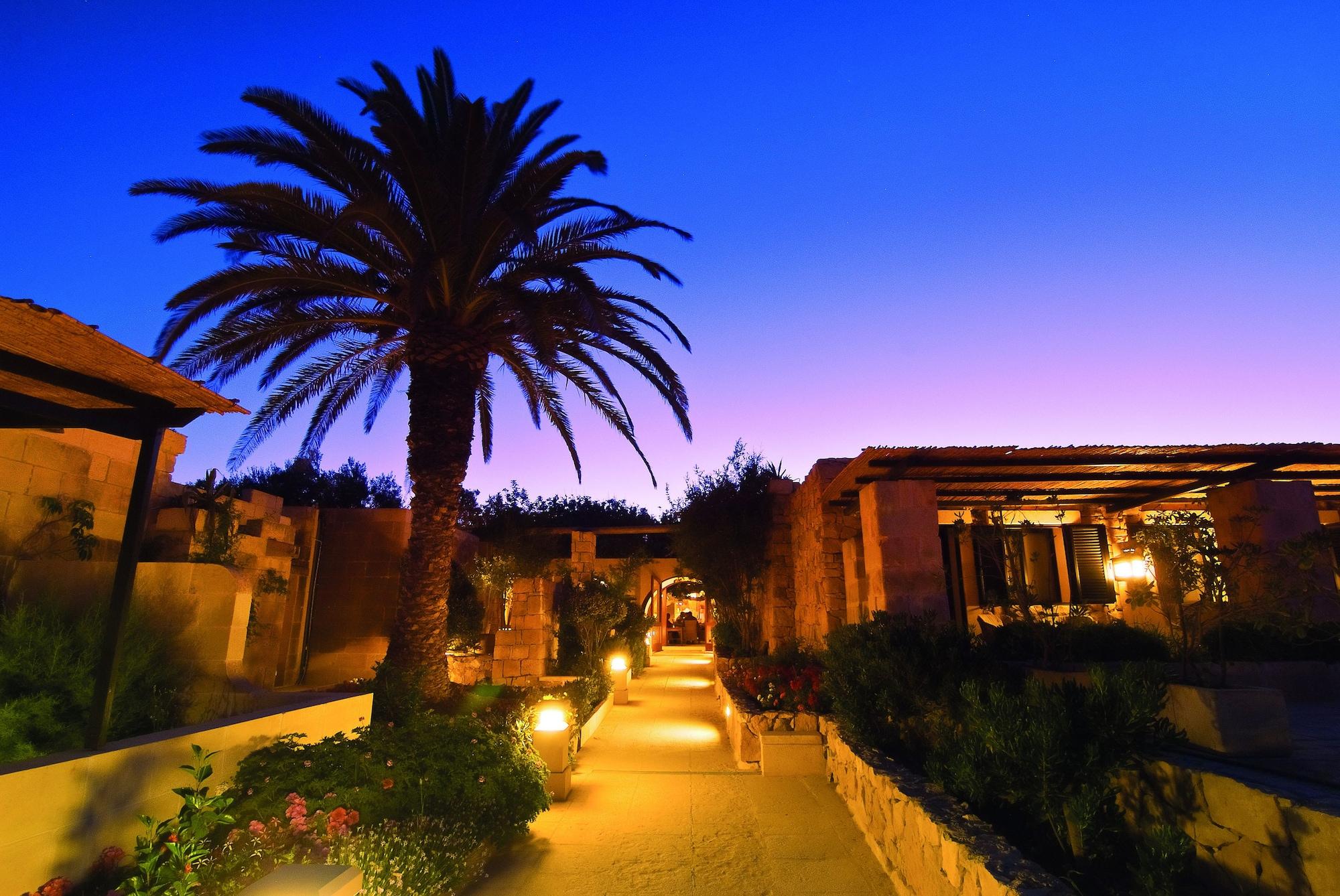 Vista Exterior Hotel Ta' Cenc & Spa