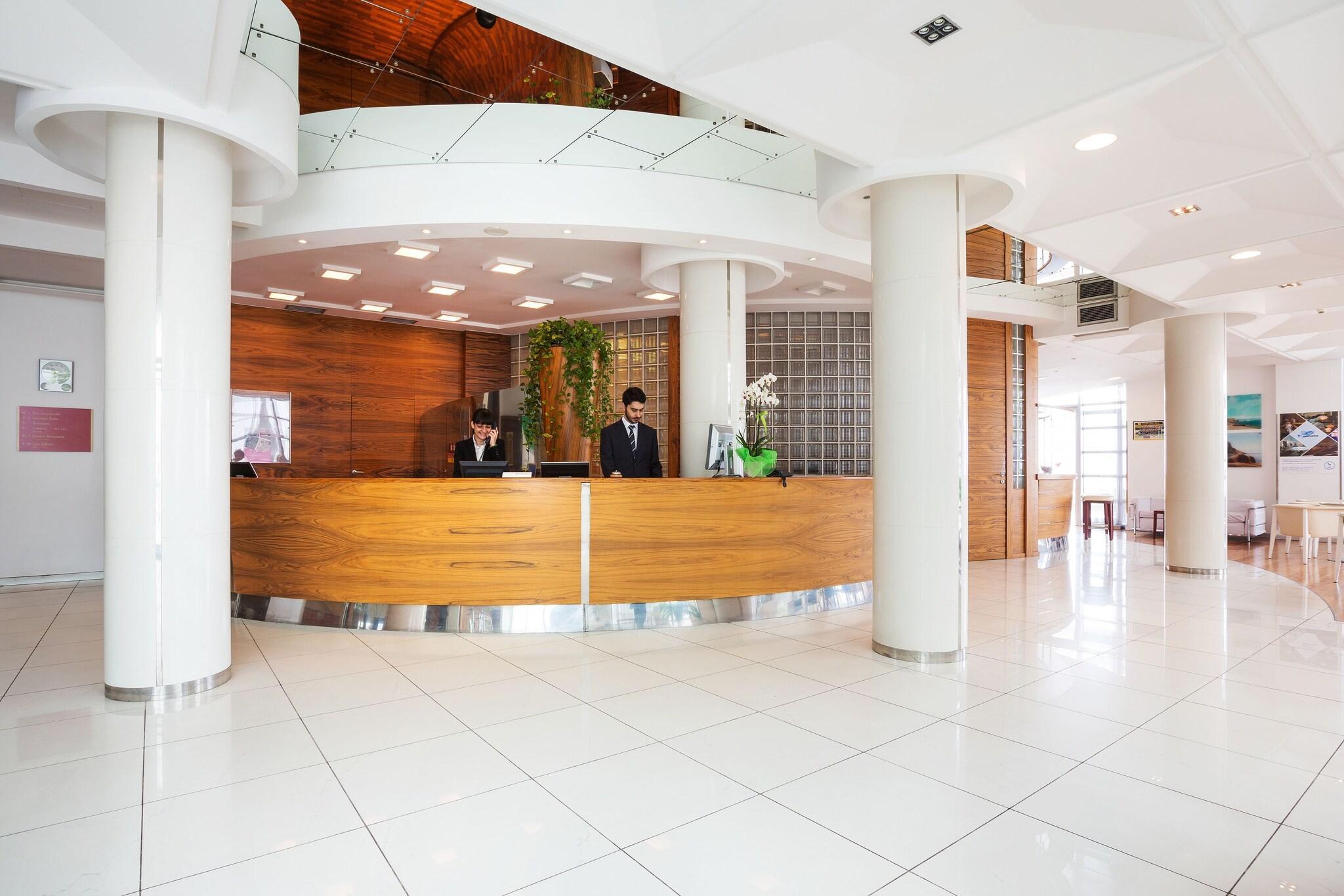 Vista Lobby Towers Hotel Stabiae Sorrento Coast