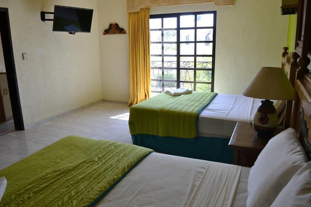 Varios La Posadita by Flamboyanes