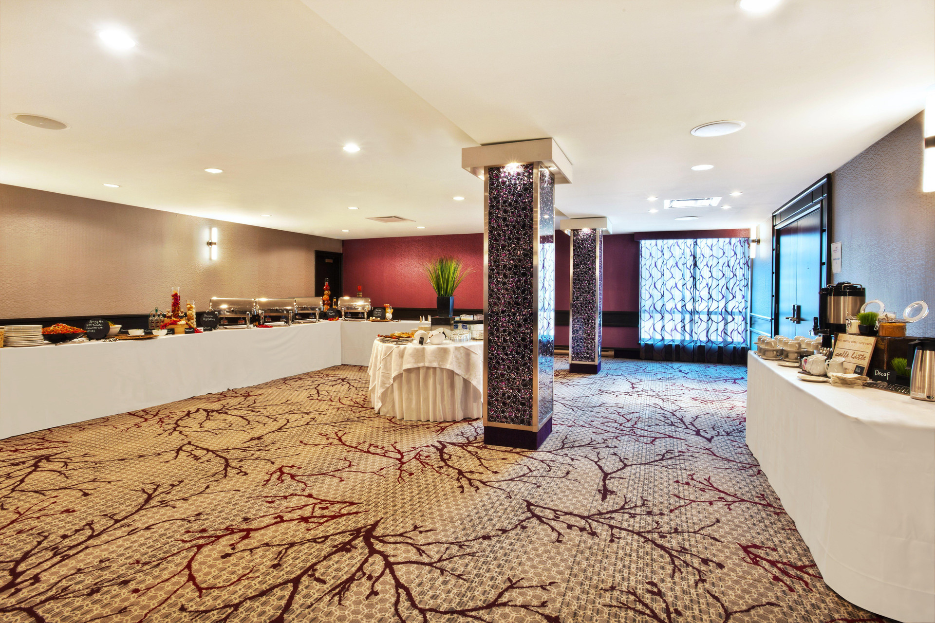 Restaurant Crowne Plaza Kitchener-Waterloo by IHG