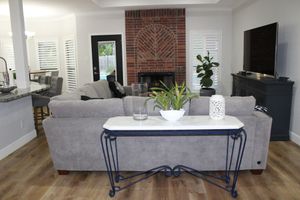 Alquiler Vacacional - Welcome to The Oasis Pool Haus! Enjoy a private, luxury home with pool.