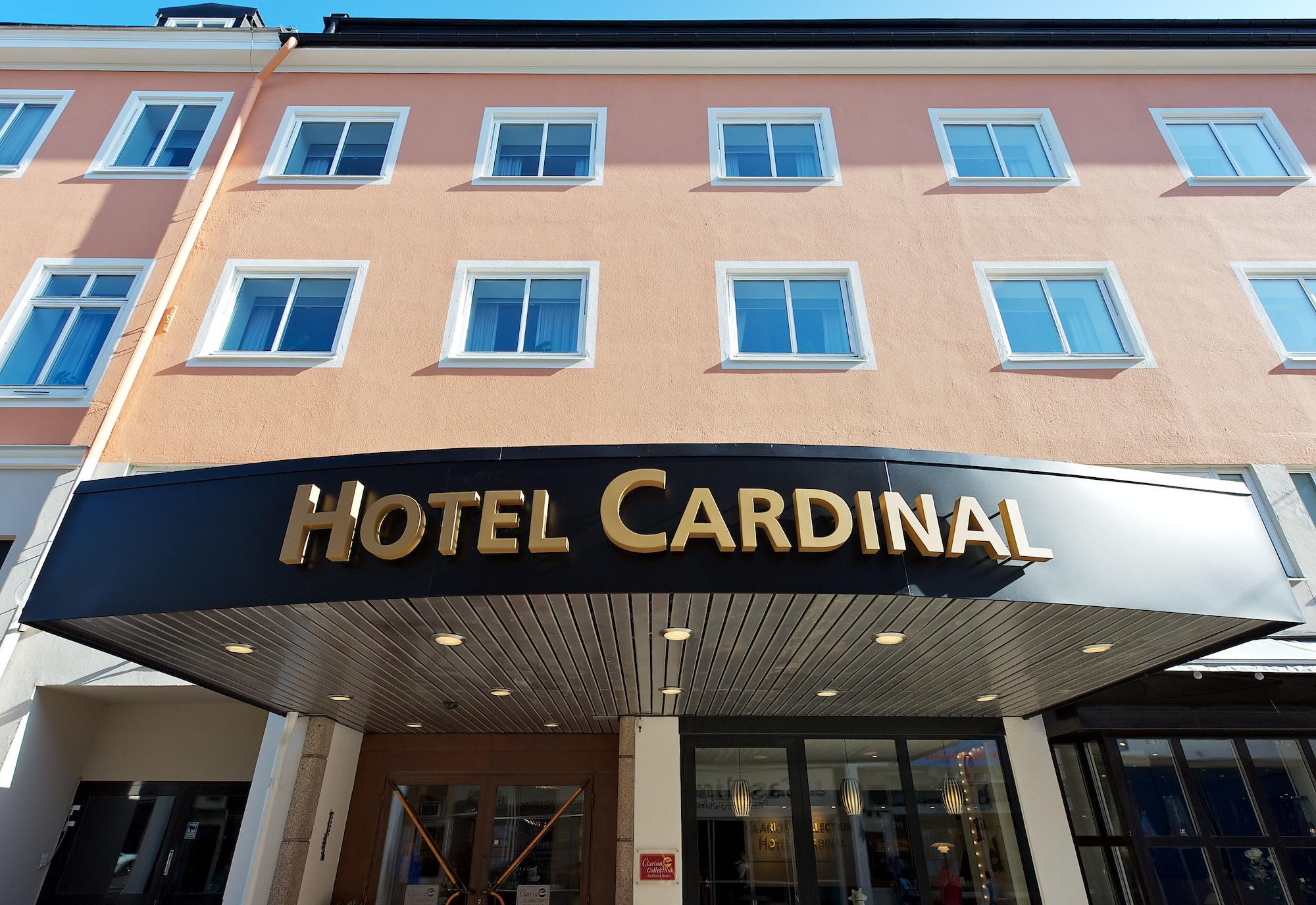 Vista Exterior Home Hotel Cardinal
