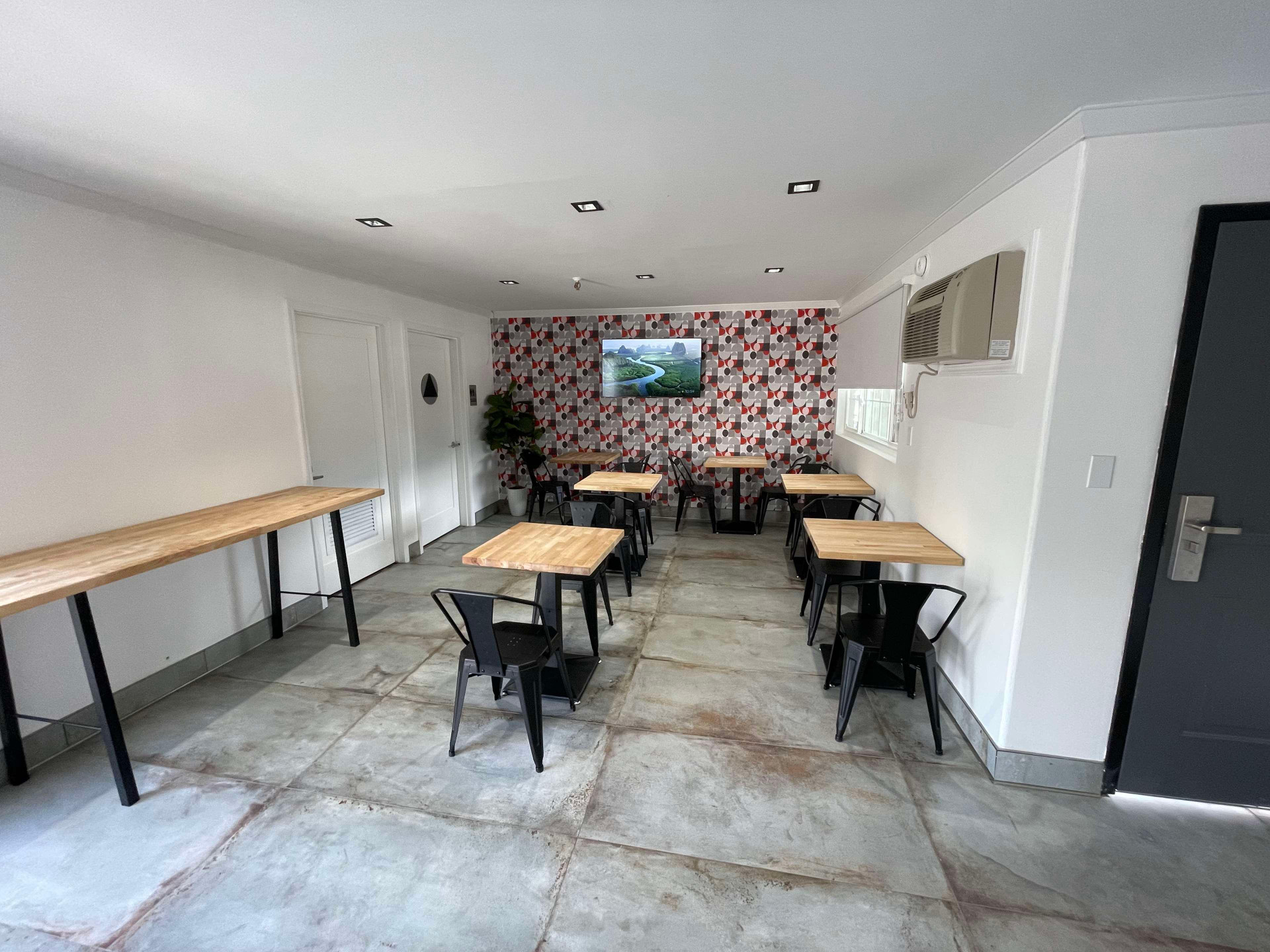 Restaurant The Midtowner Hotel SureStay Collection by BW