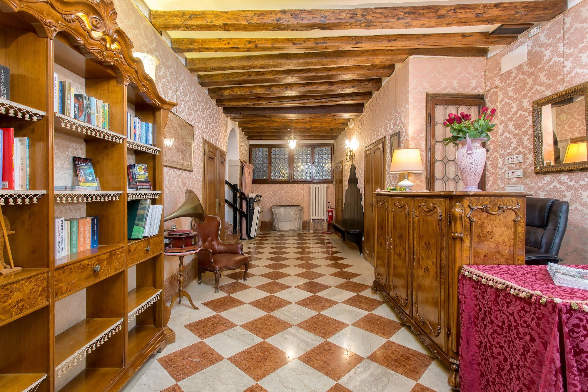 Vista Lobby Hotel Mezzo Pozzo