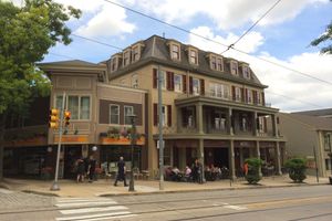 Hospedagens - Chestnut Hill Hotel
