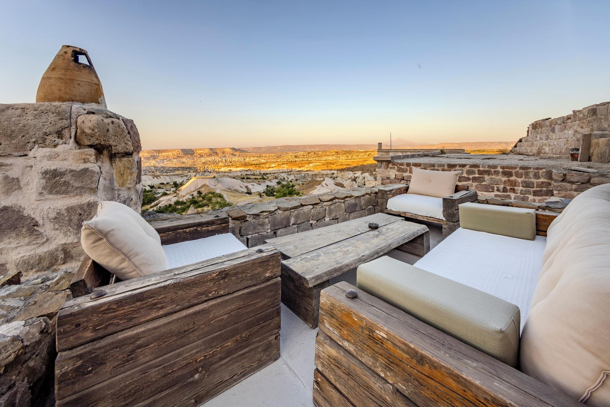 Vista Exterior Eyes Of Cappadocia Cave Hotel