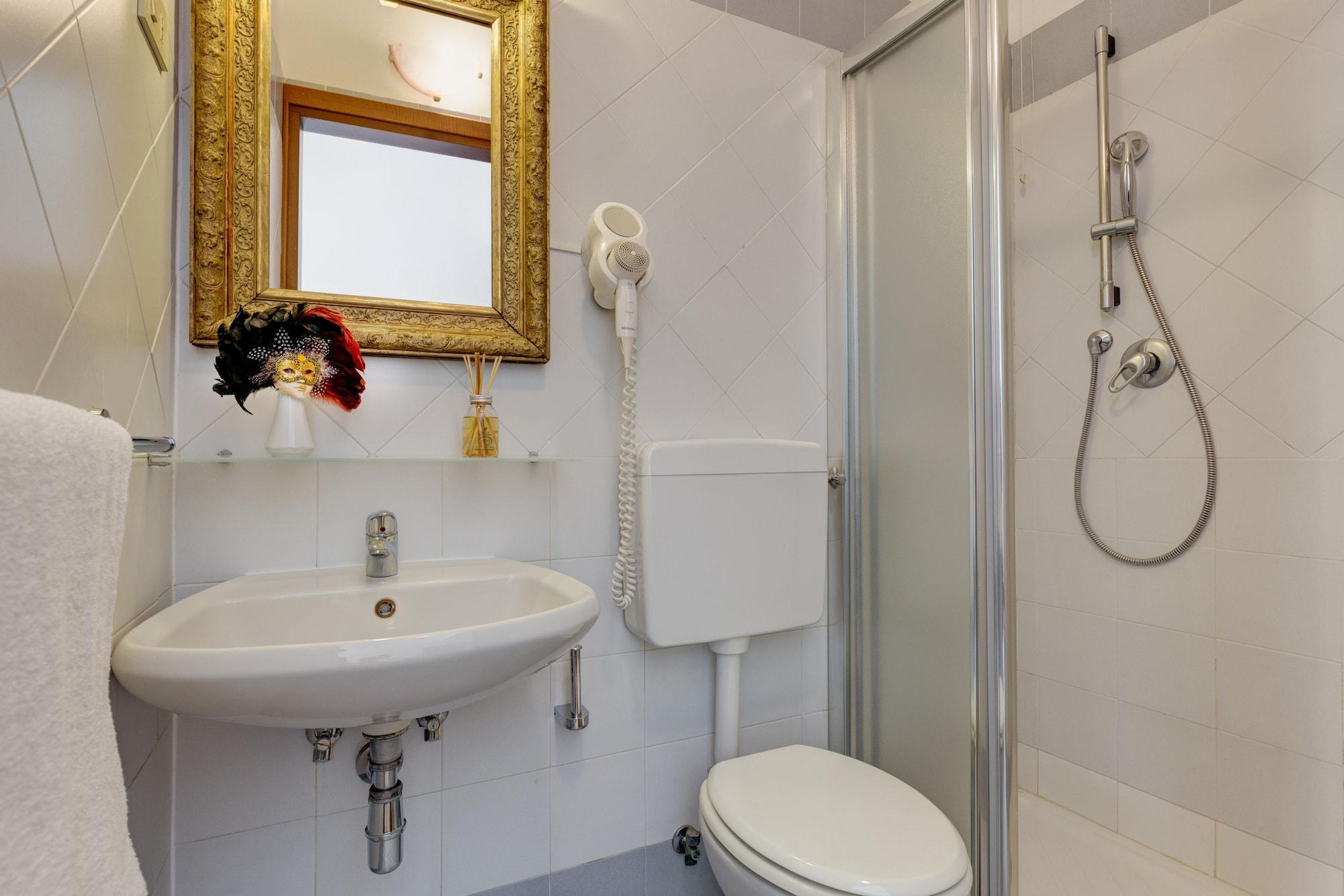 Equipamiento de Habitación Hotel San Samuele