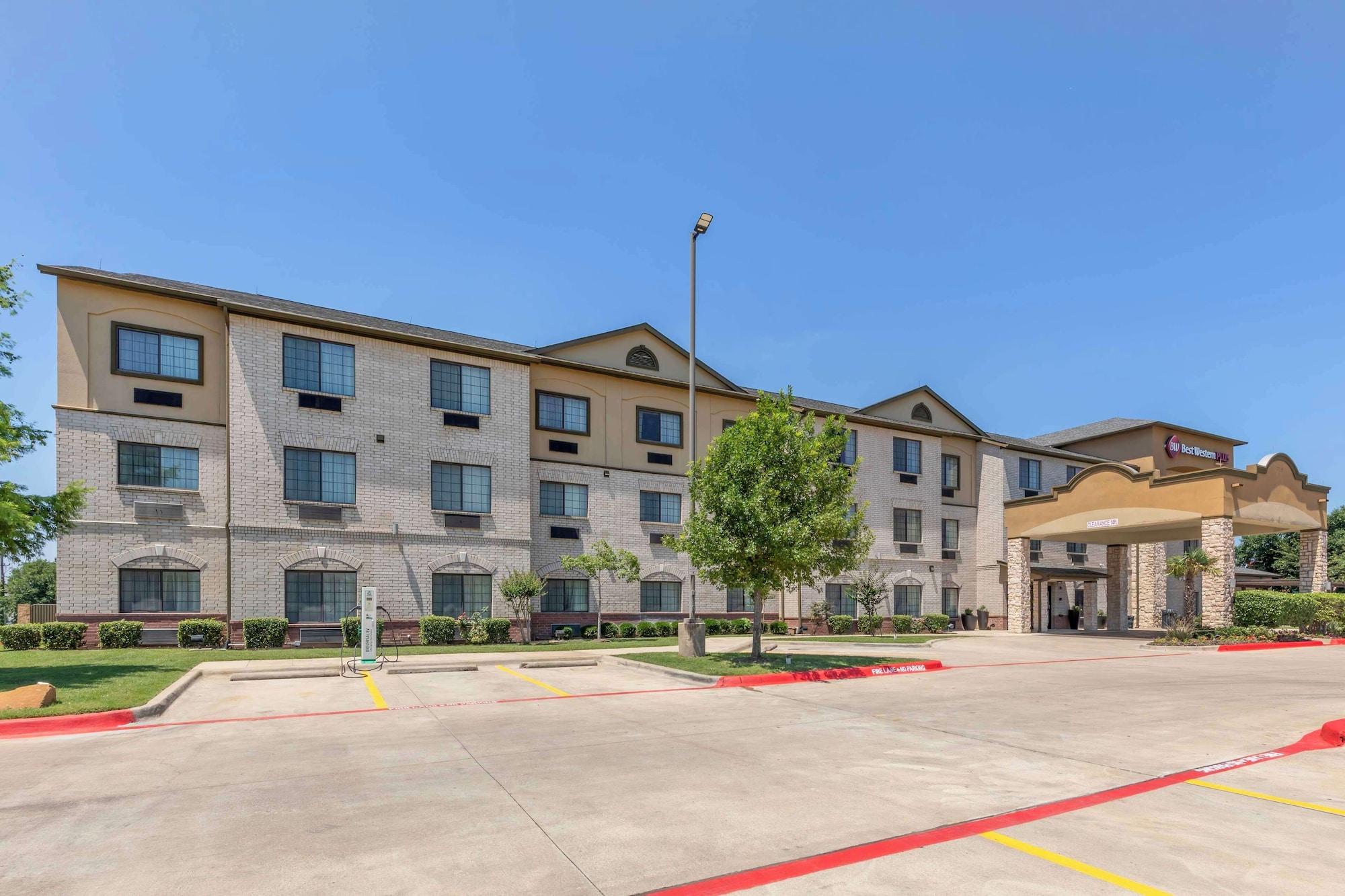 Vista Exterior Best Western Plus Mansfield Inn & Suites