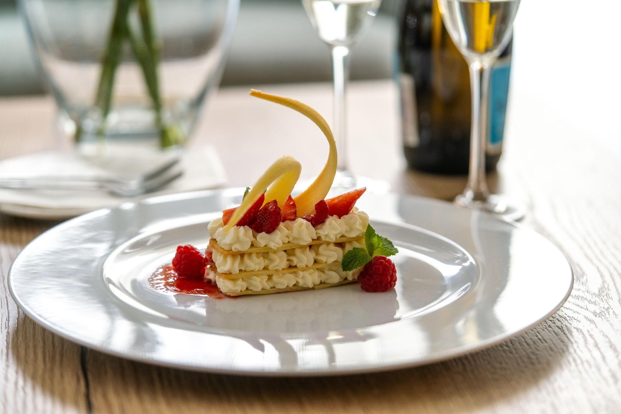 Restaurant Hotel Aquarion Family & Friends - Destigo Hotels