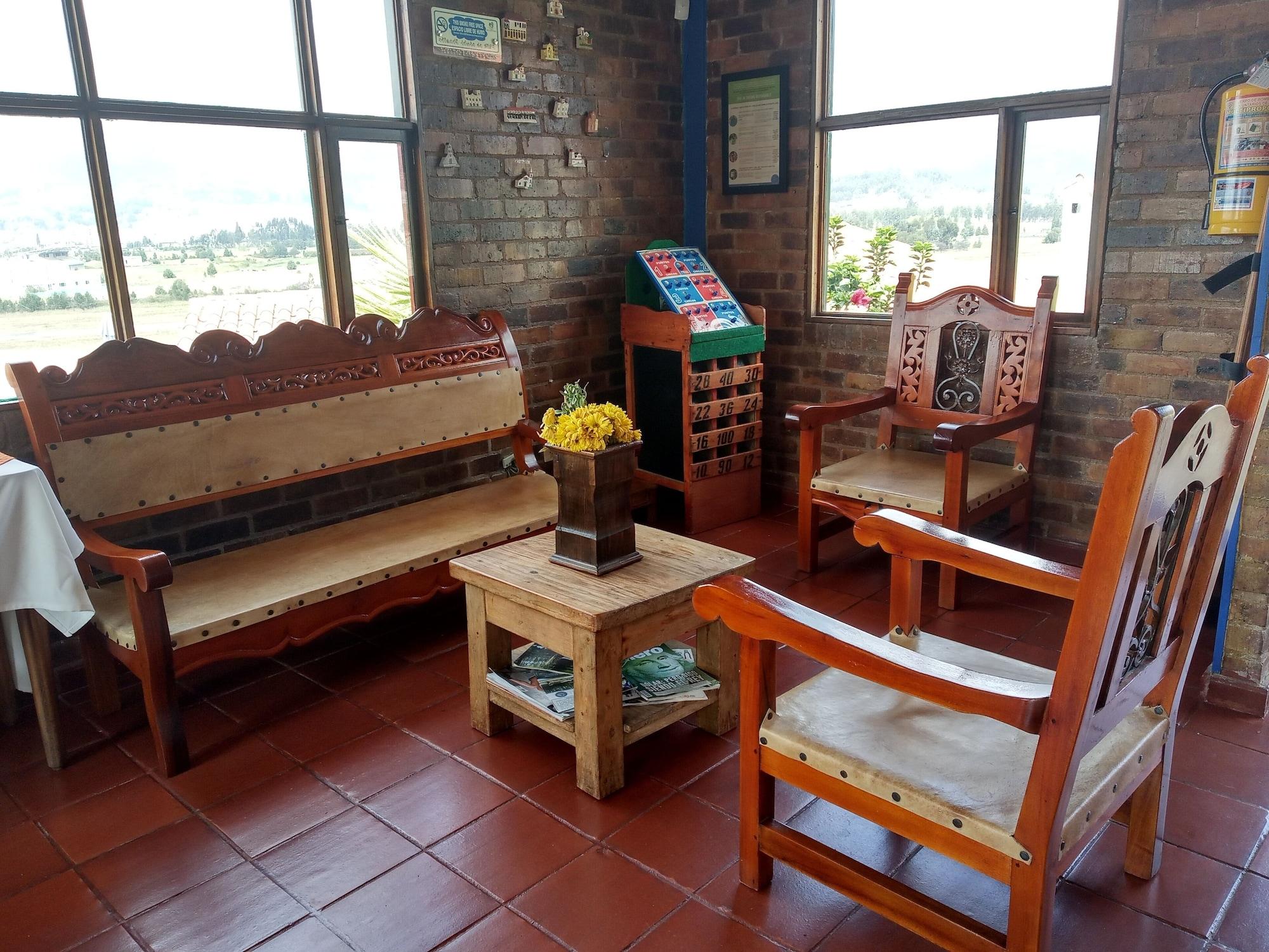 Vista Lobby Hotel Cabañas San Cayetano