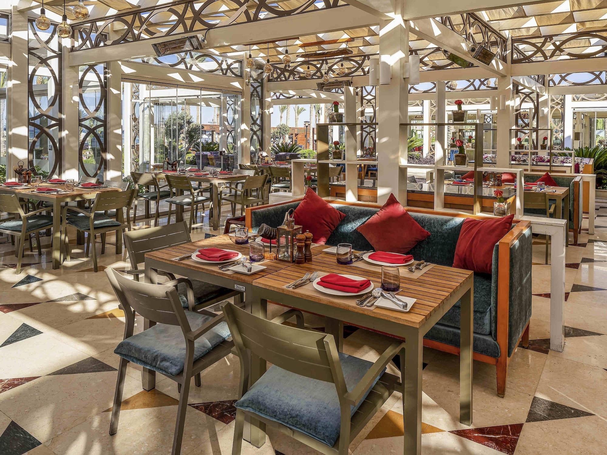 Restaurant Rixos Premium Seagate
