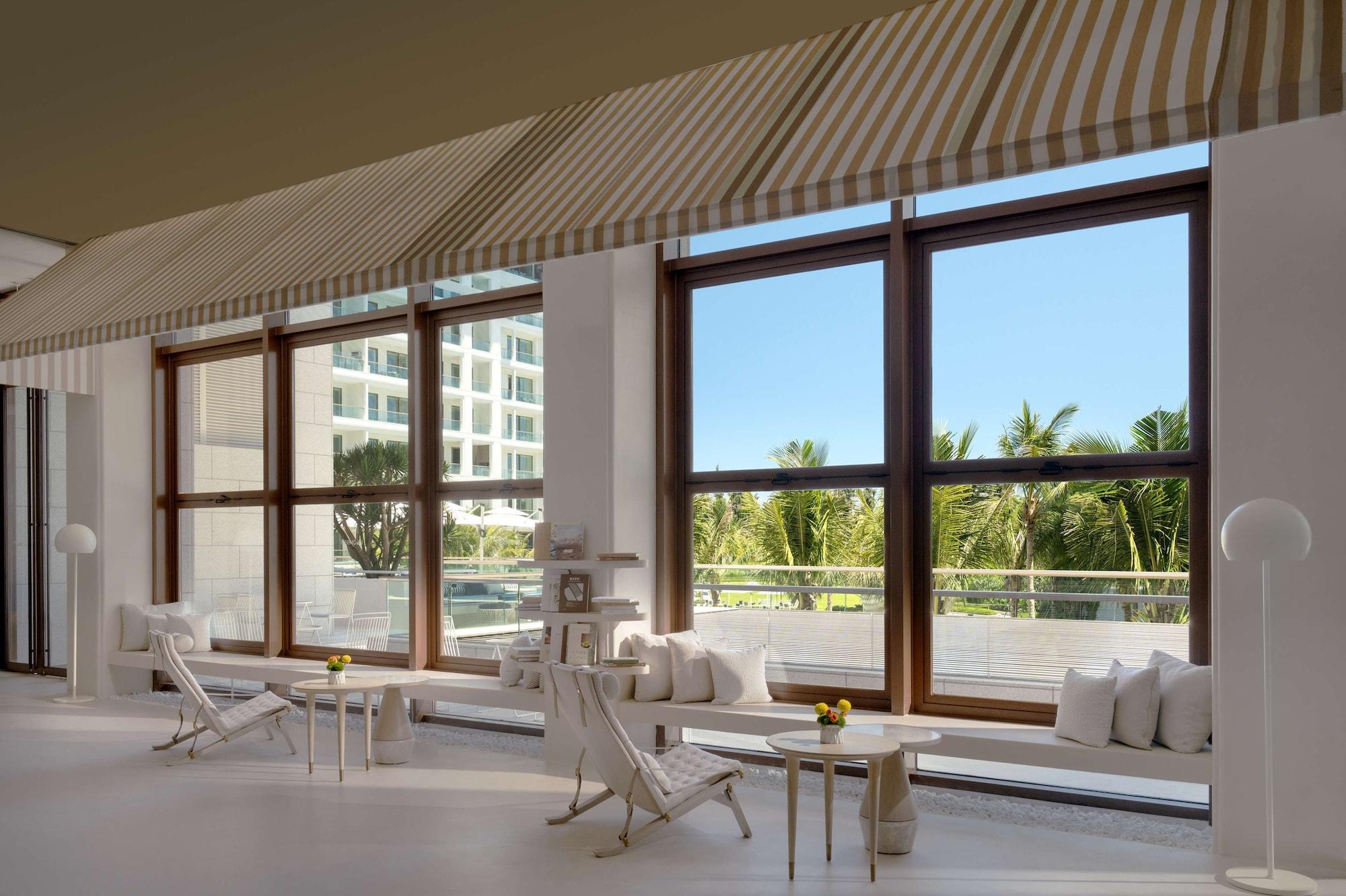 Vista Lobby The Mermoon Resort Hainan Tufu Bay, Tapestry By Hilton