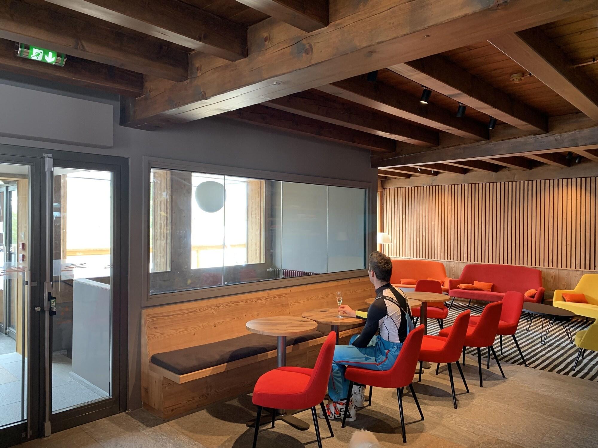 Bar/Salón Hotel LAPIAZ & Spa - Flaine