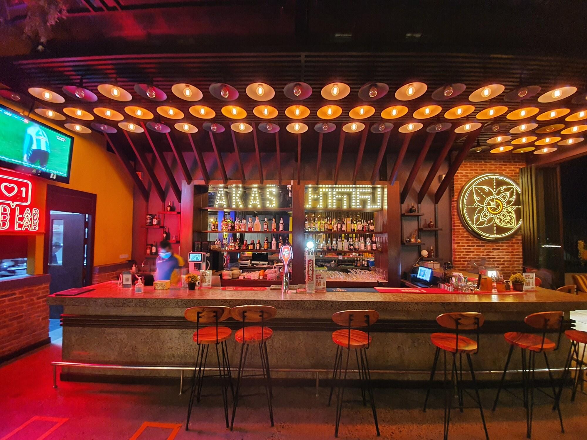Bar/Salón The Twizt Lifestyle Hostel & Hotel