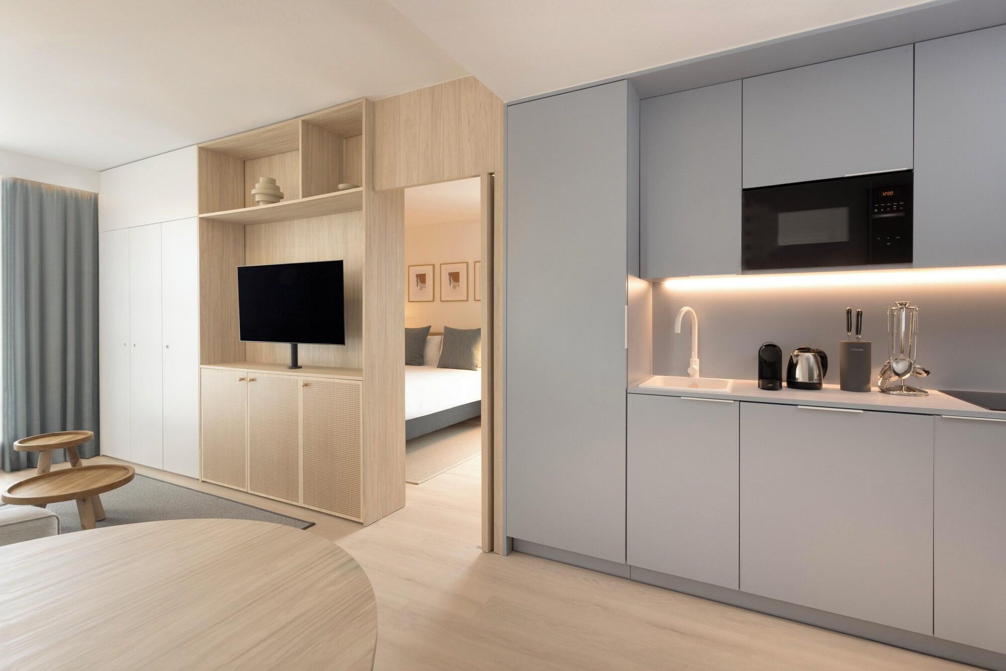 Varios Staybridge Suites & Apartments Malaga by IHG