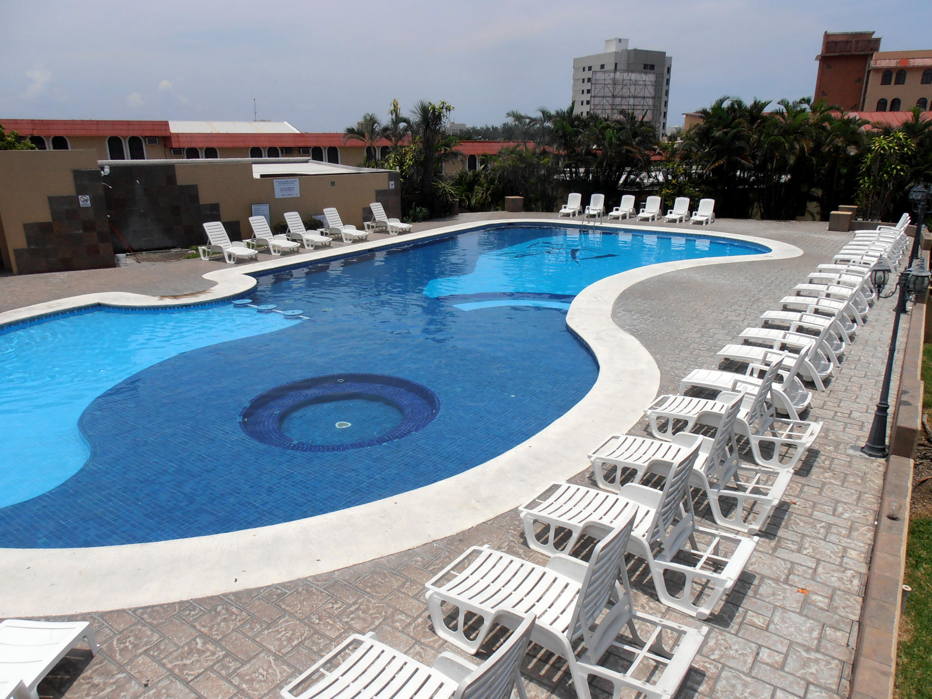 Vista Piscina Hotel Villas Dali Veracruz