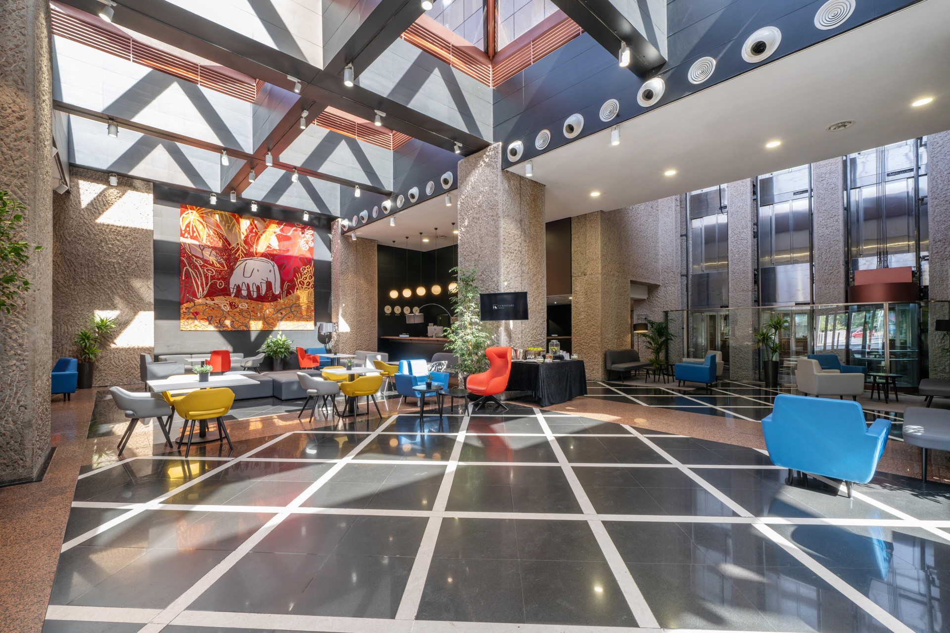 Vista Lobby Eurostars Puerta Madrid