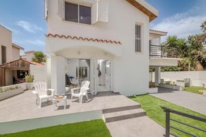 Alquiler Vacacional - La Casa De Louie Villa