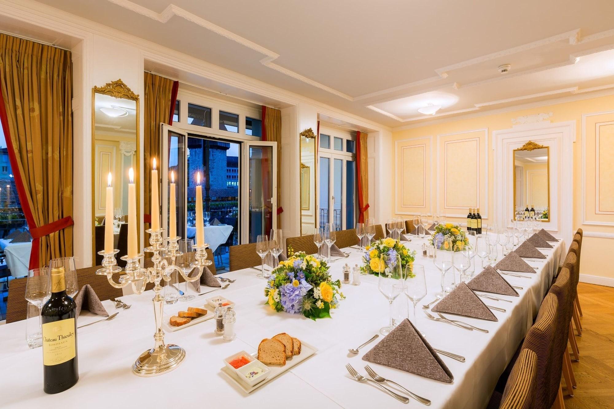 Sala de Reuniones Des Alpes Luzern