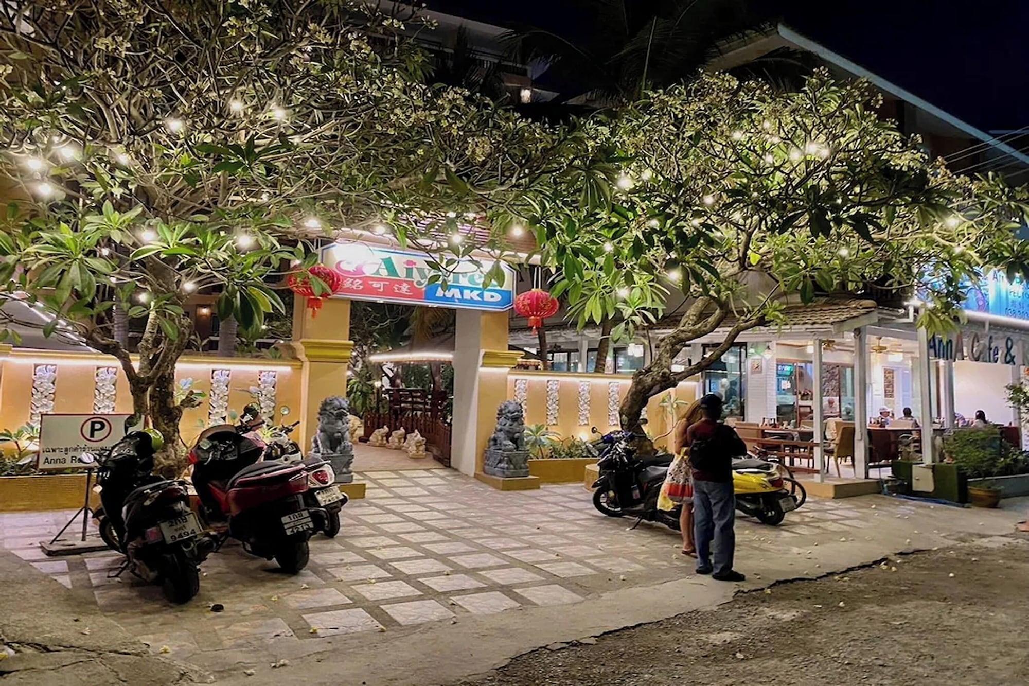 Vista Exterior Aiyaree Place Hotel