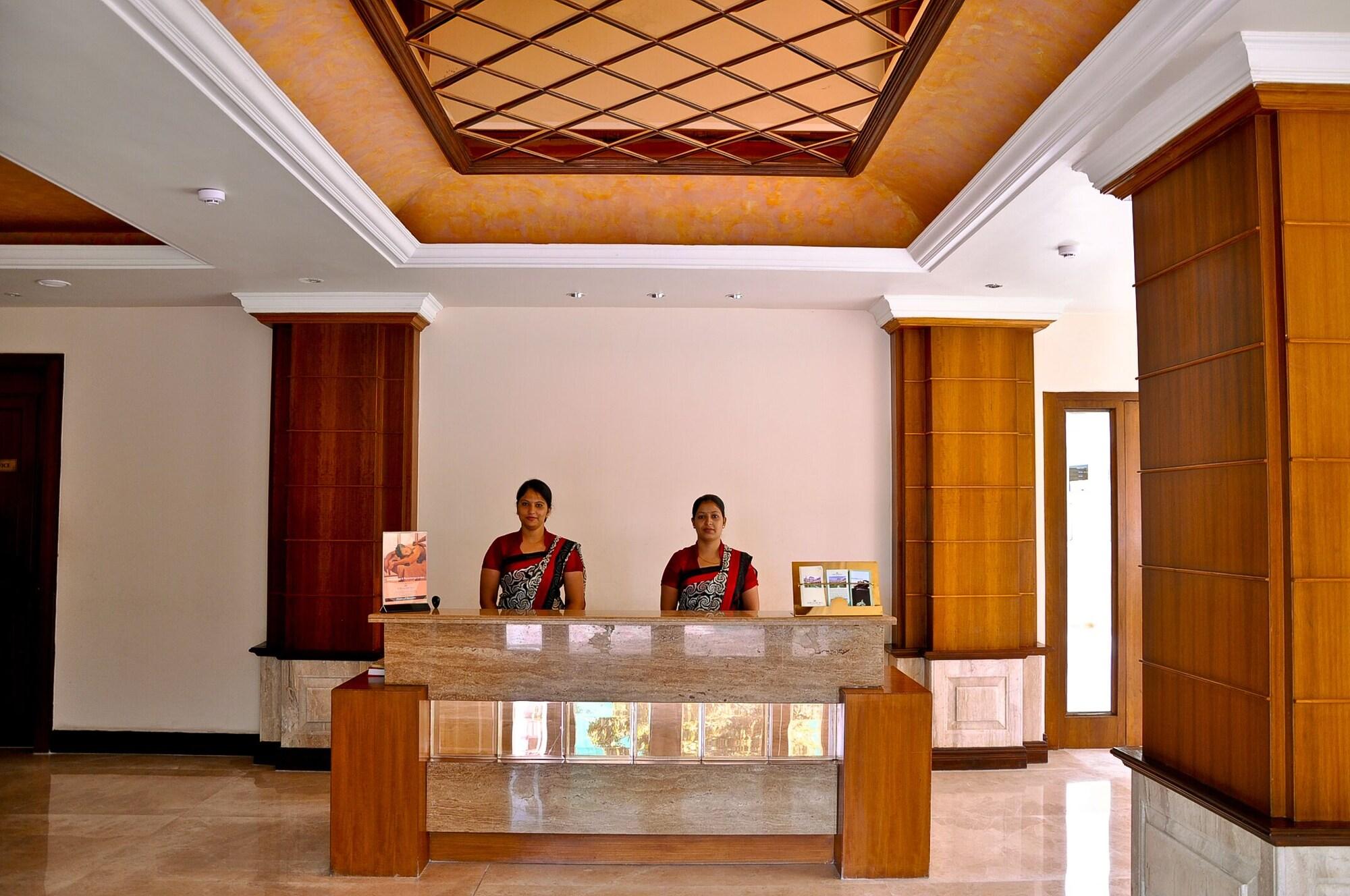 Vista Lobby Pramod Convention & Club Resort