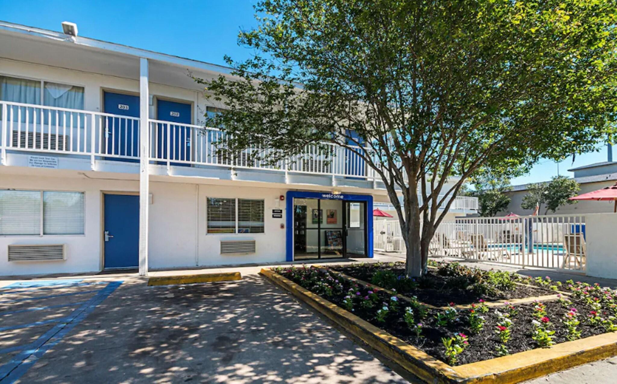 Varios Motel 6 Corpus Christi, TX - Northwest