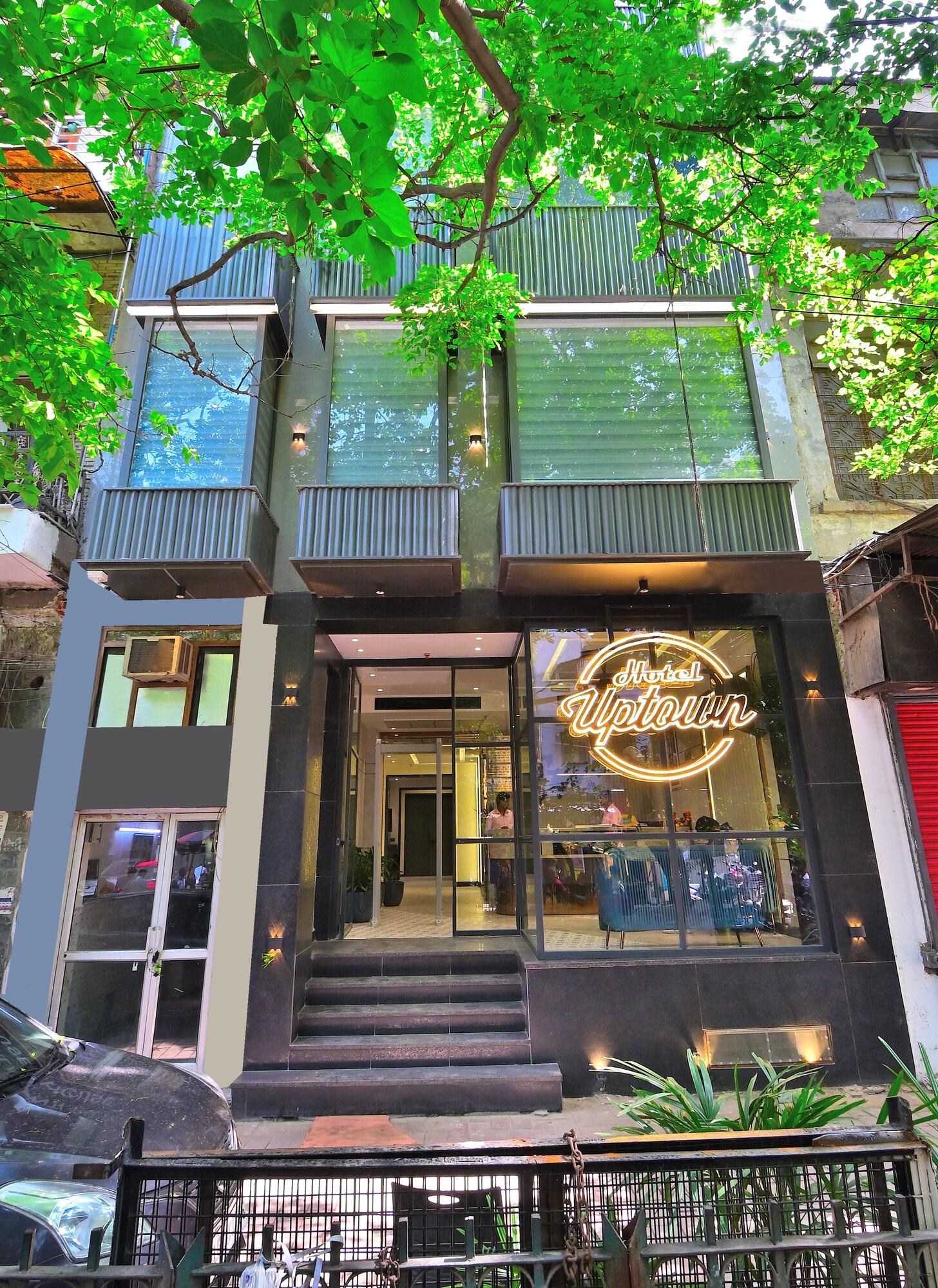 Vista Exterior HOTEL UPTOWN - Luxury Restaurant & Rooftop Near Connaught Place