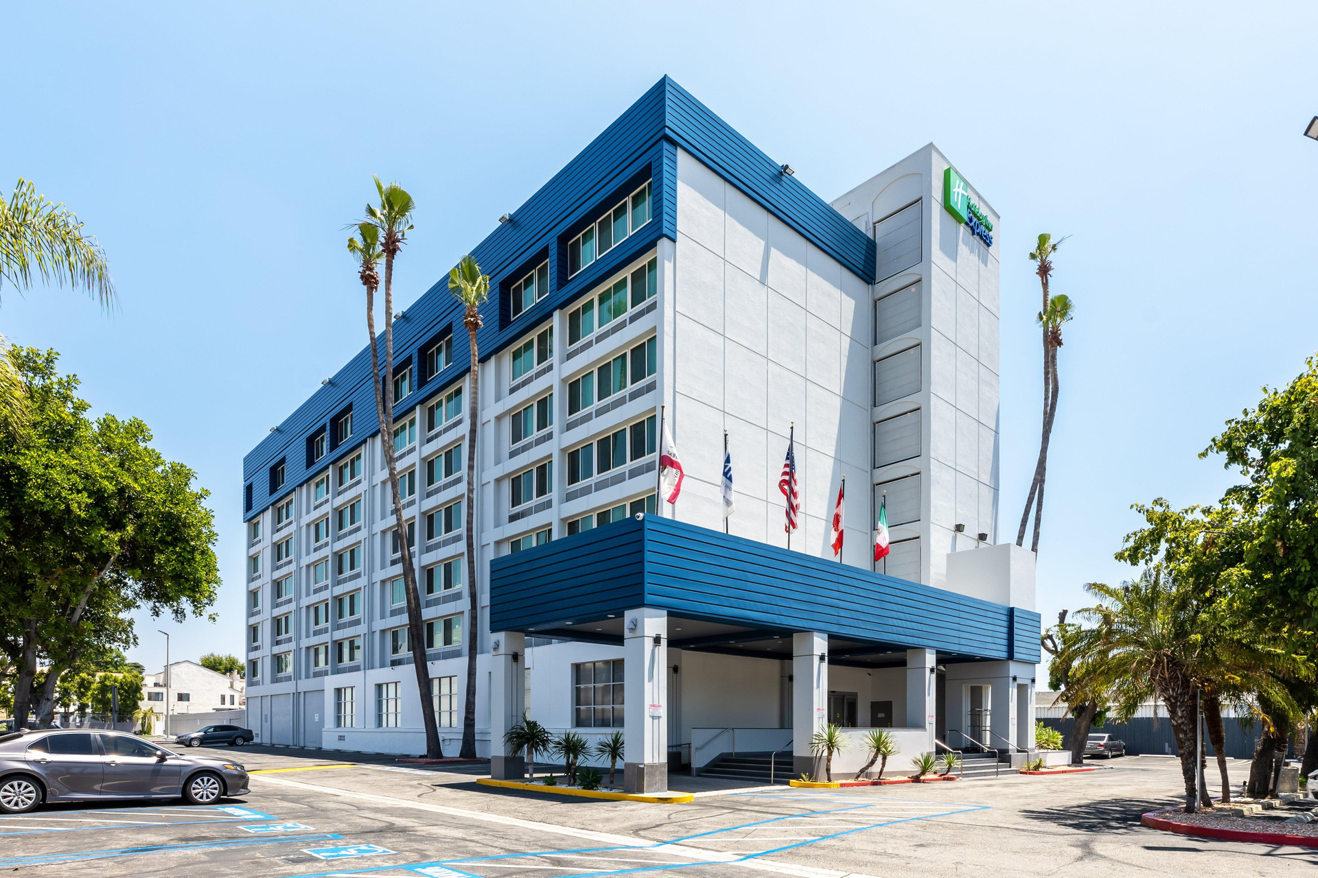 Vista Exterior Holiday Inn Express Van Nuys by IHG