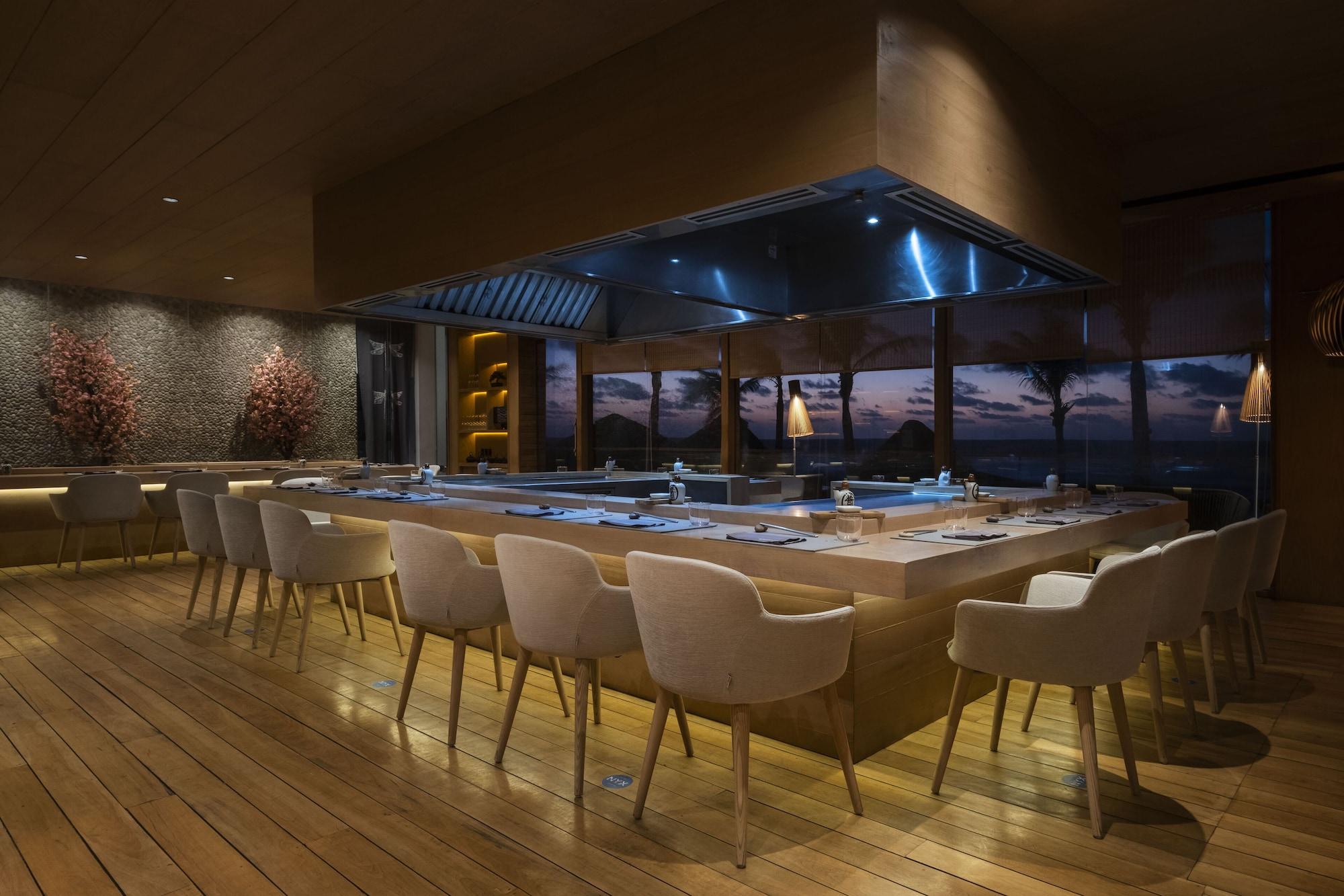 Restaurant Hotel NYX Cancun All Inclusive