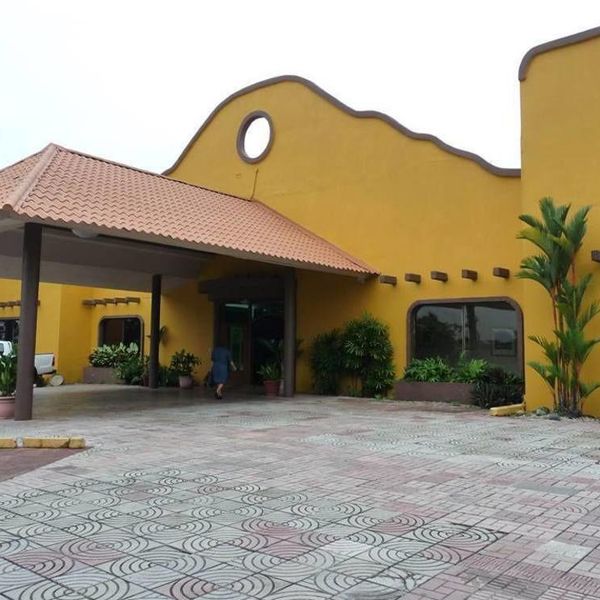 Hotel Las Cumbres & Water Park