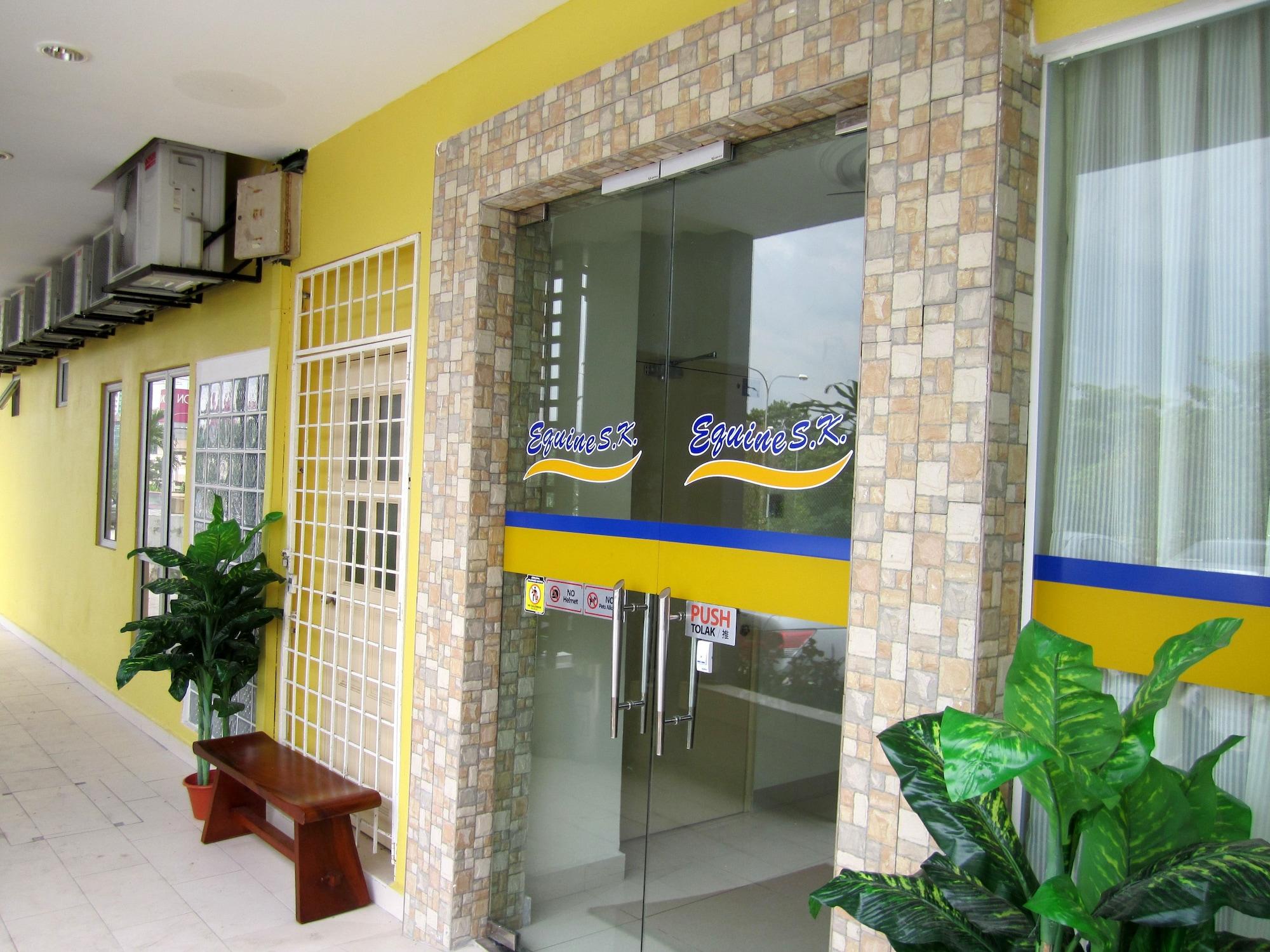 Vista Exterior Sun Inns Hotel Equine Seri Kembangan