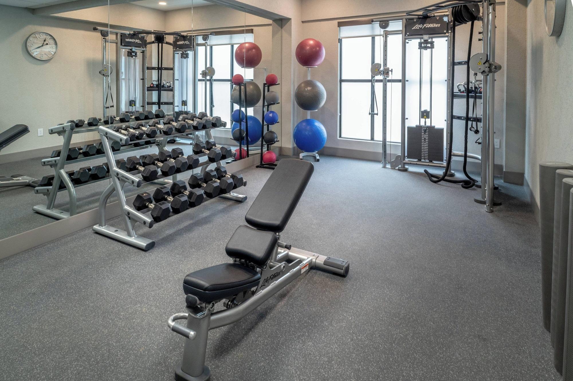 Gimnasio Delta Hotels by Marriott Huntington Downtown