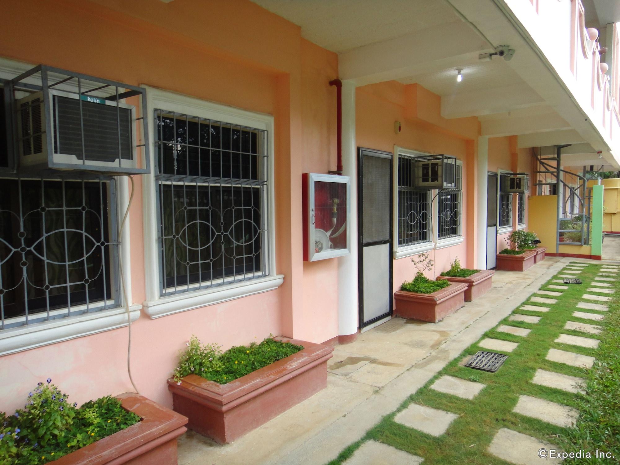 Vista Exterior Amerson Pension Place - Hostel