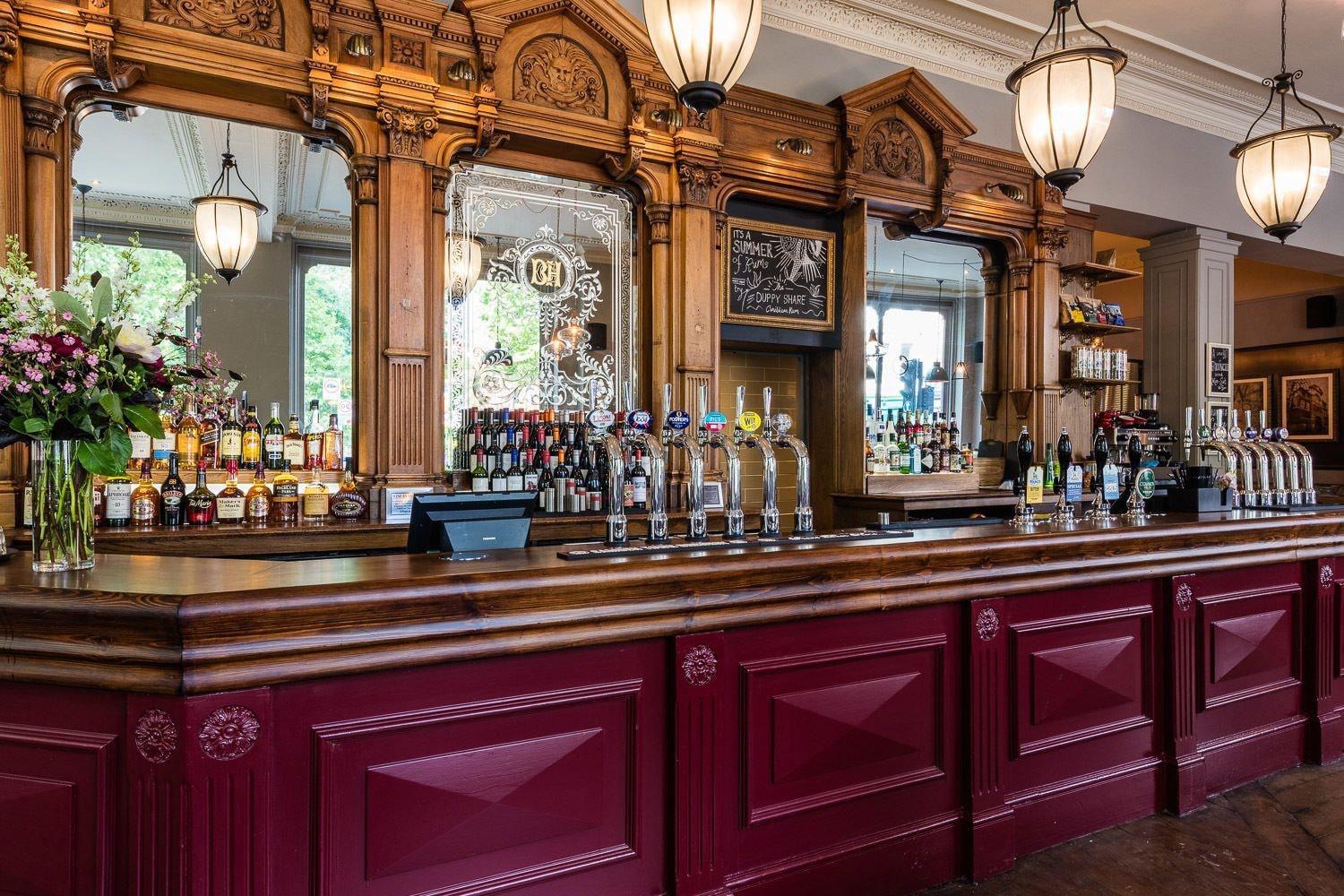 Bar/Salón Brook Green Hotel
