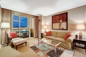 Renta temporal - MGM Signature 1BR 2BA Wet Republic, Top Golf & Strip Views / NO Resort Fee