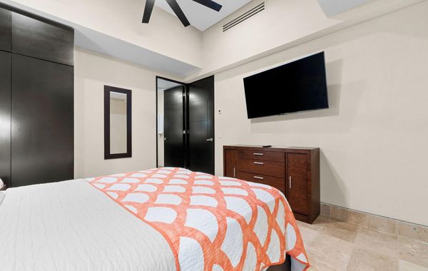 Casa Celeste at Molino de Agua -Stunning 3 En Suites plus full Hall Bath - Hoteles con jacuzzi en Puerto Vallarta, México