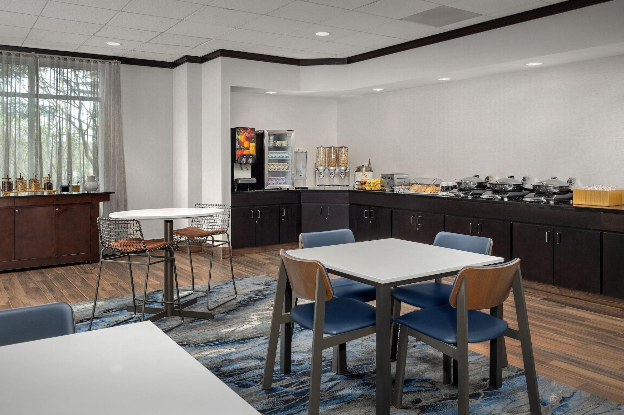 Restaurant Fairfield by Marriott Inn & Suites Tacoma Puyallup
