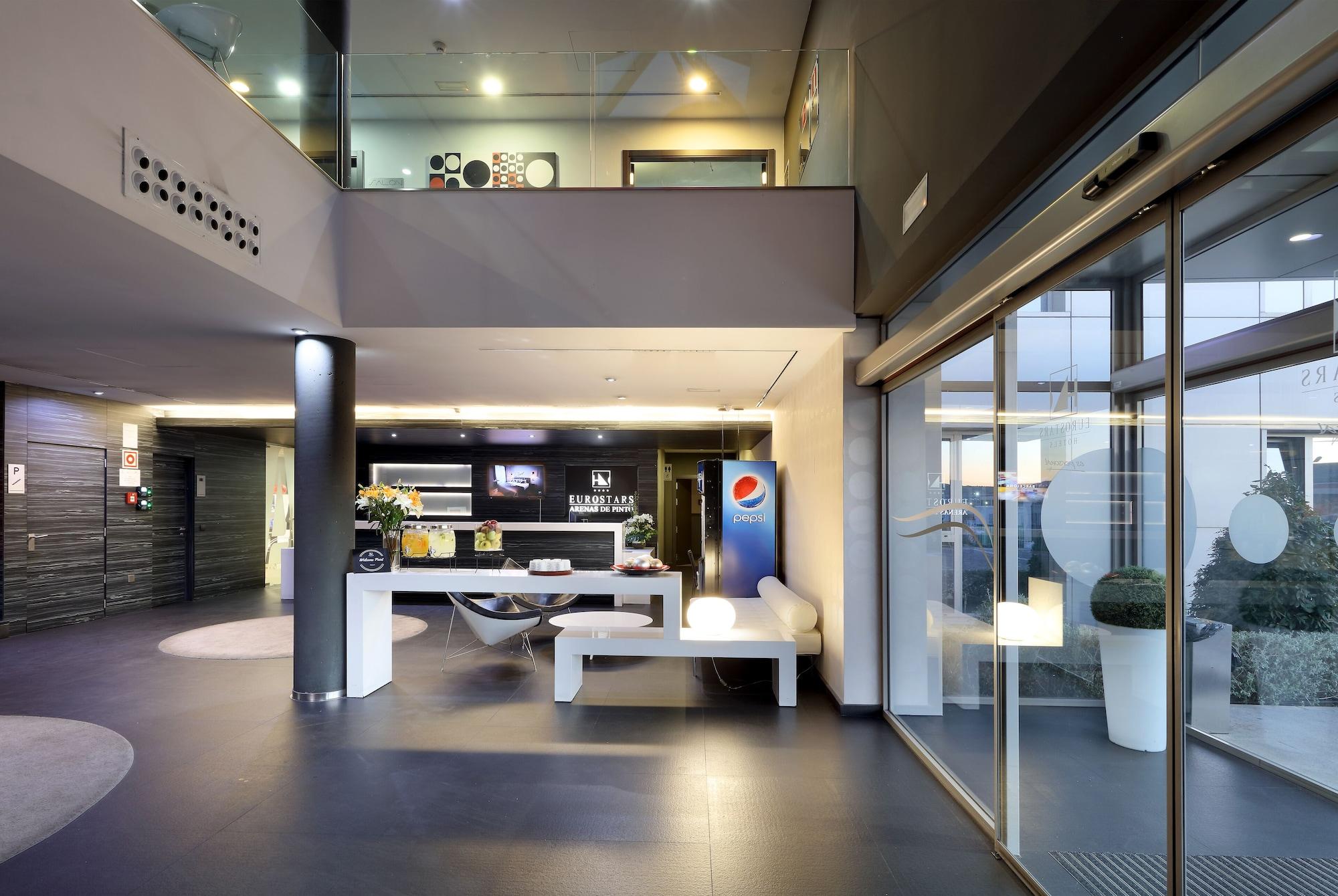 Vista Lobby Hotel Eurostars Arenas de Pinto