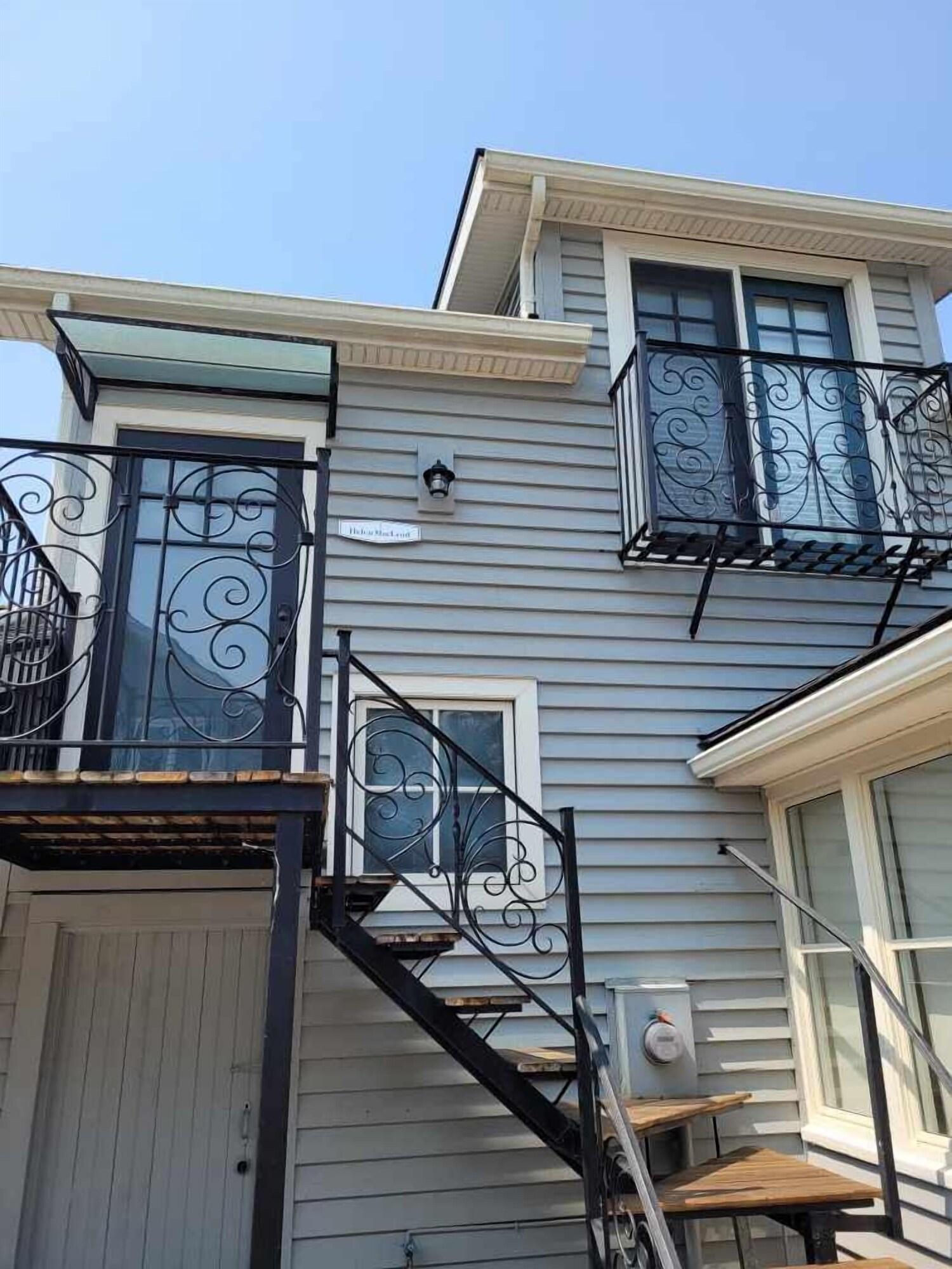 Vista Exterior 1851 Bayfield Landing