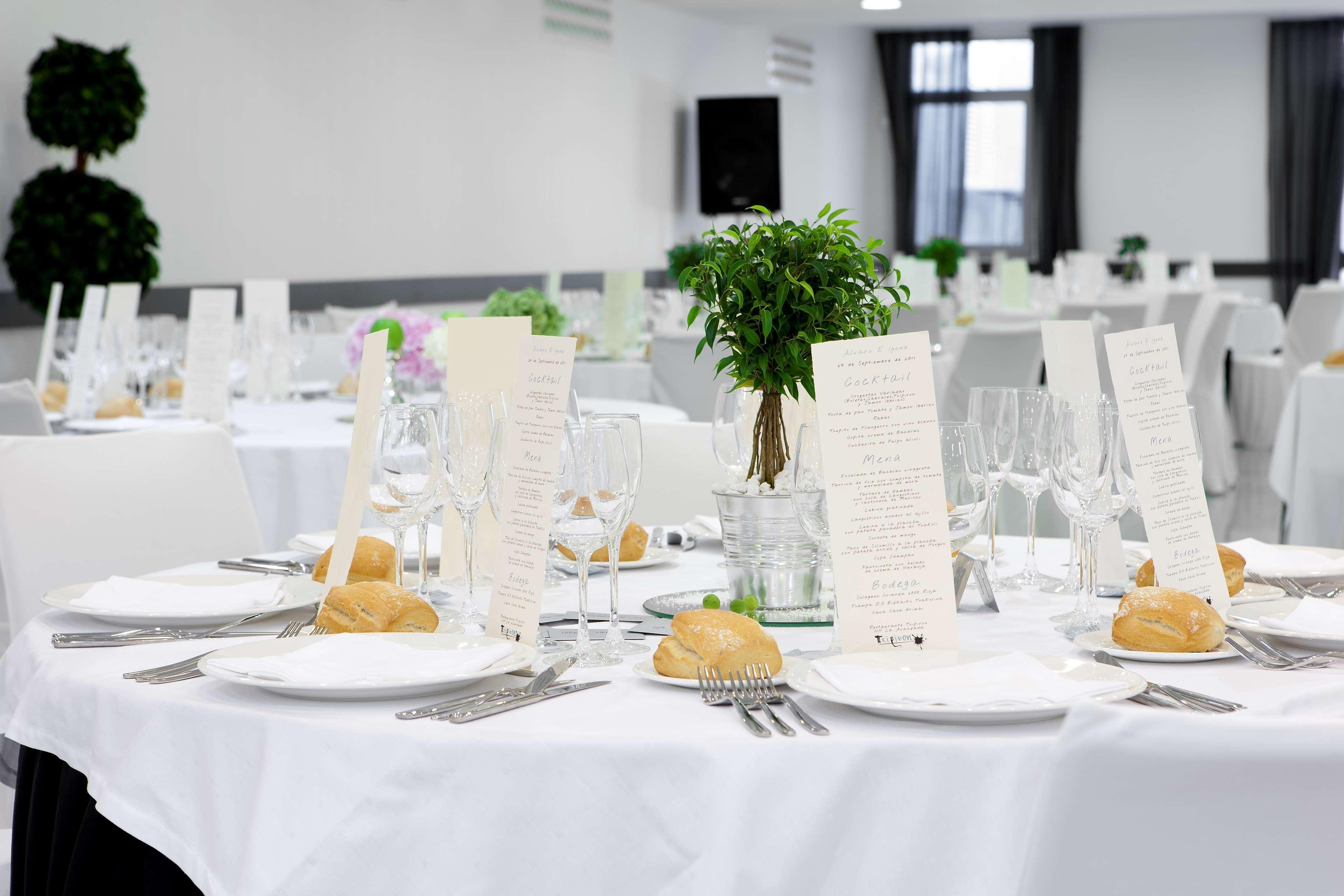 Centro de Negocios NH La Avanzada