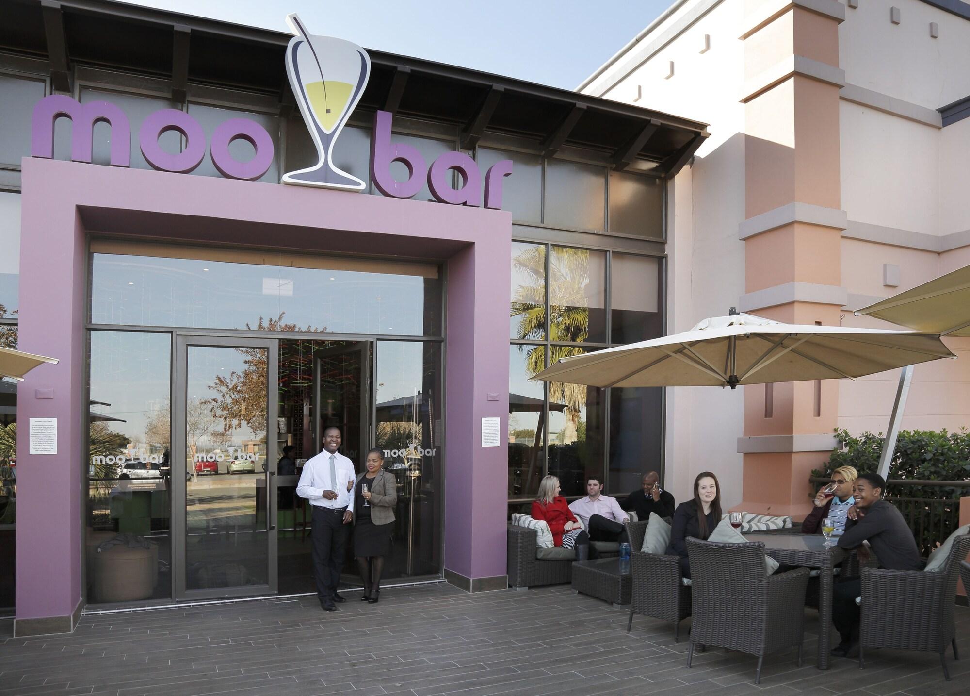 Vista Exterior Peermont Metcourt at Rio, Klerksdorp