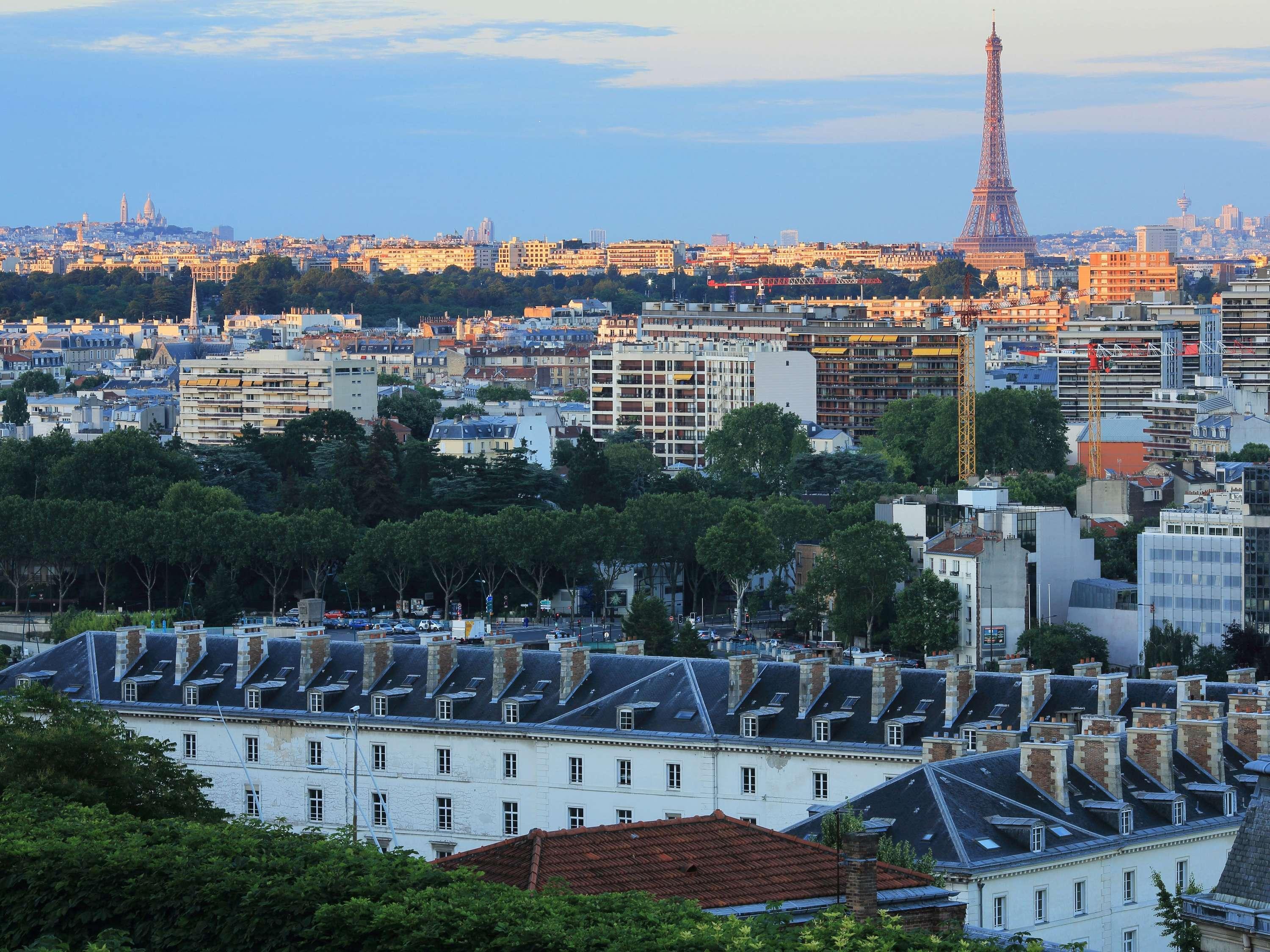 Vista Exterior Tribe Paris Suresnes