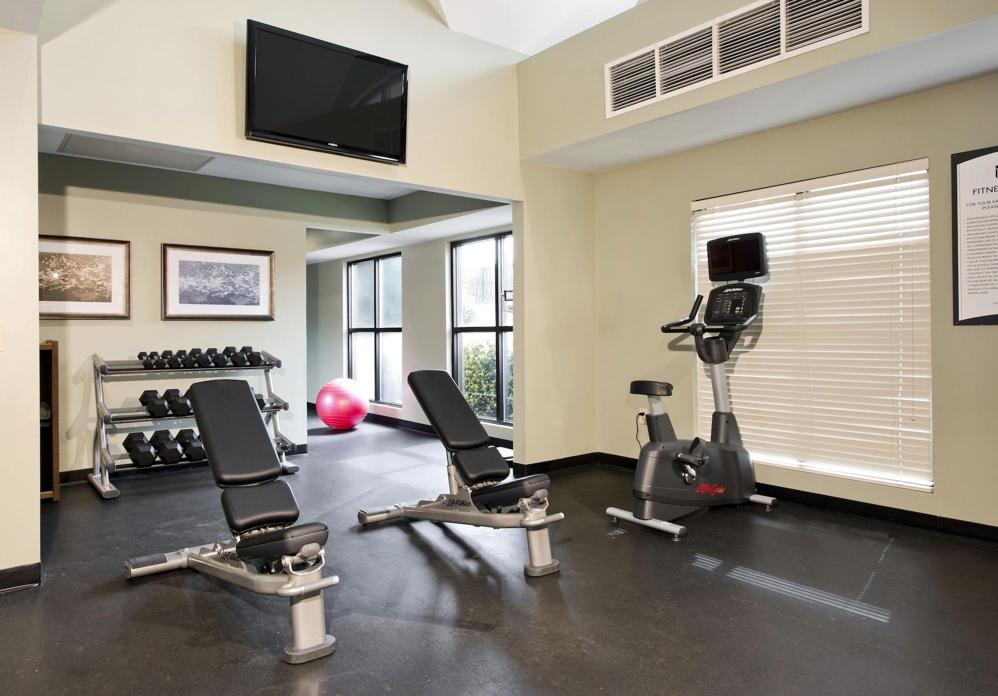 Gimnasio Staybridge Suites Charlotte Ballantyne by IHG