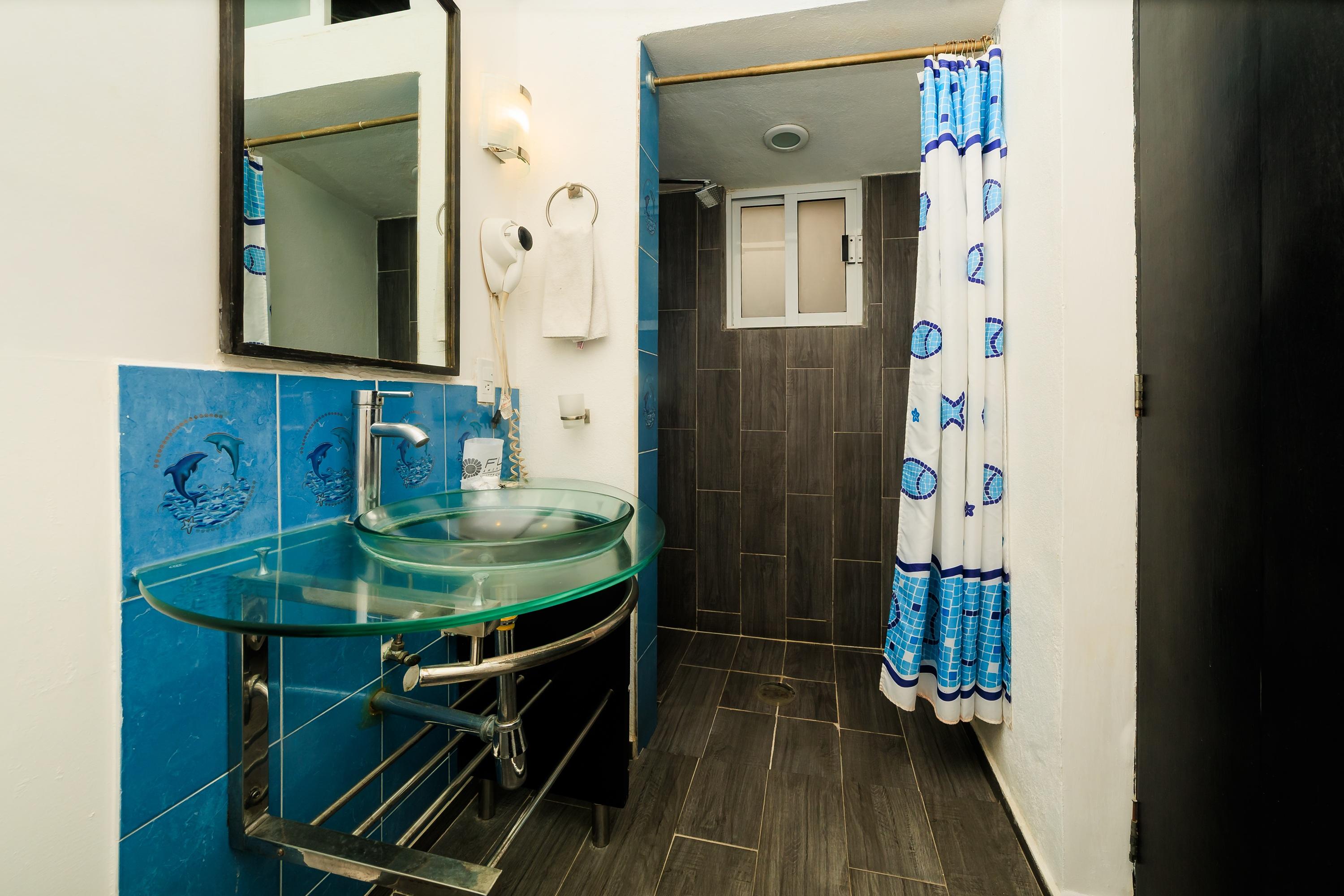 Baño OYO Casa Anzures Mexico City