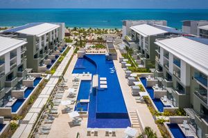 Catalonia Grand Costa Mujeres All Suites & Spa