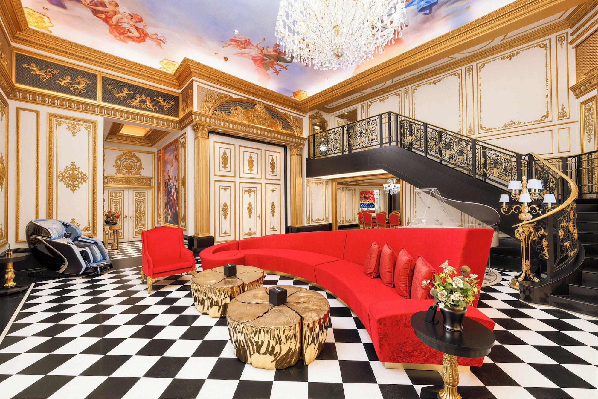 Vista Lobby The 13 Palace