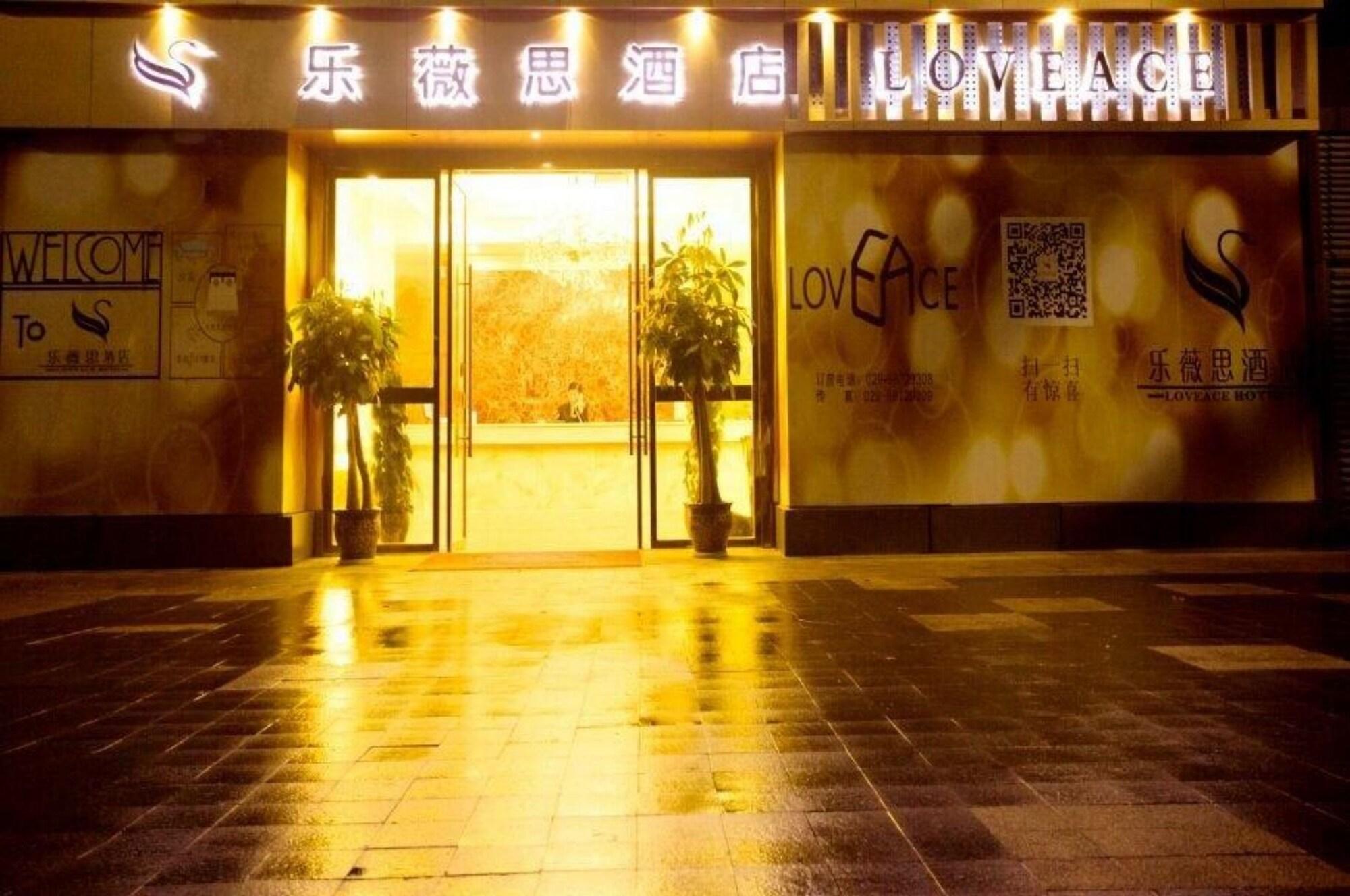 Vista Exterior Love Face Hotel