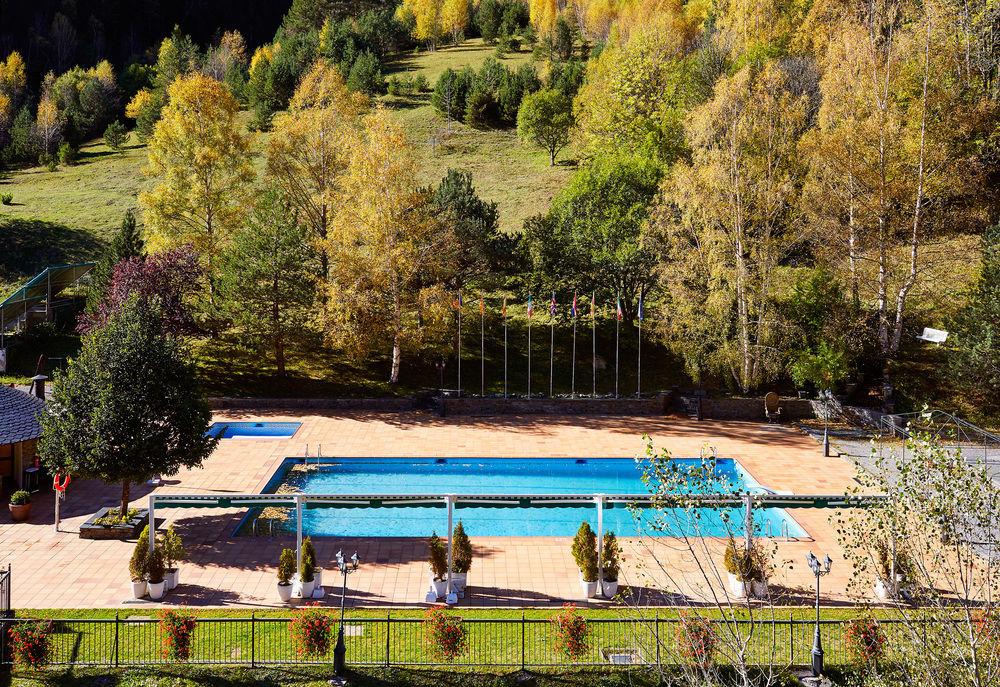 Vista Piscina Hotel Sant Gothard